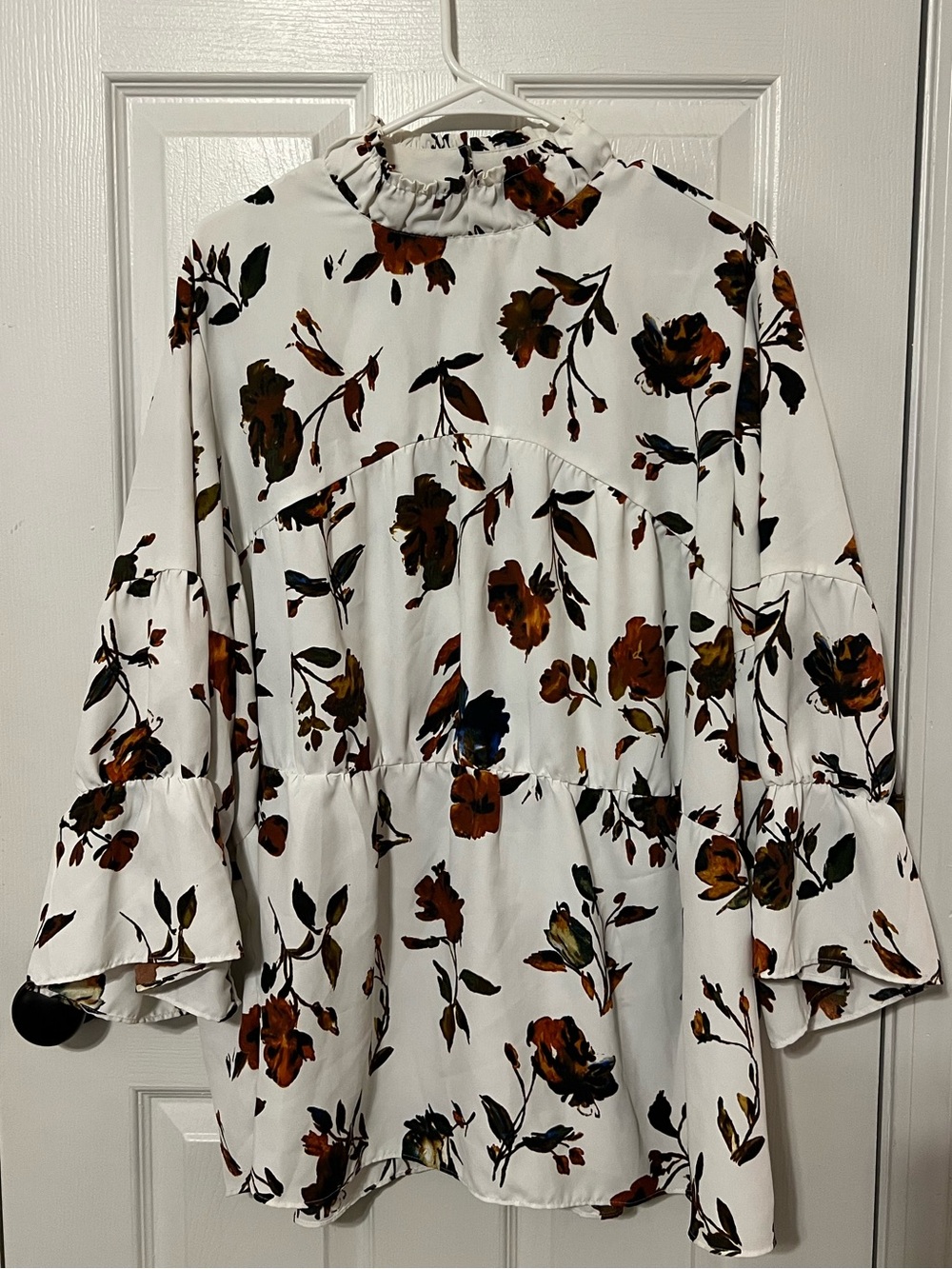 Cato 22/24W Floral Babydoll Dress Mock Neck Bell Sleeve Tiered Plus Size